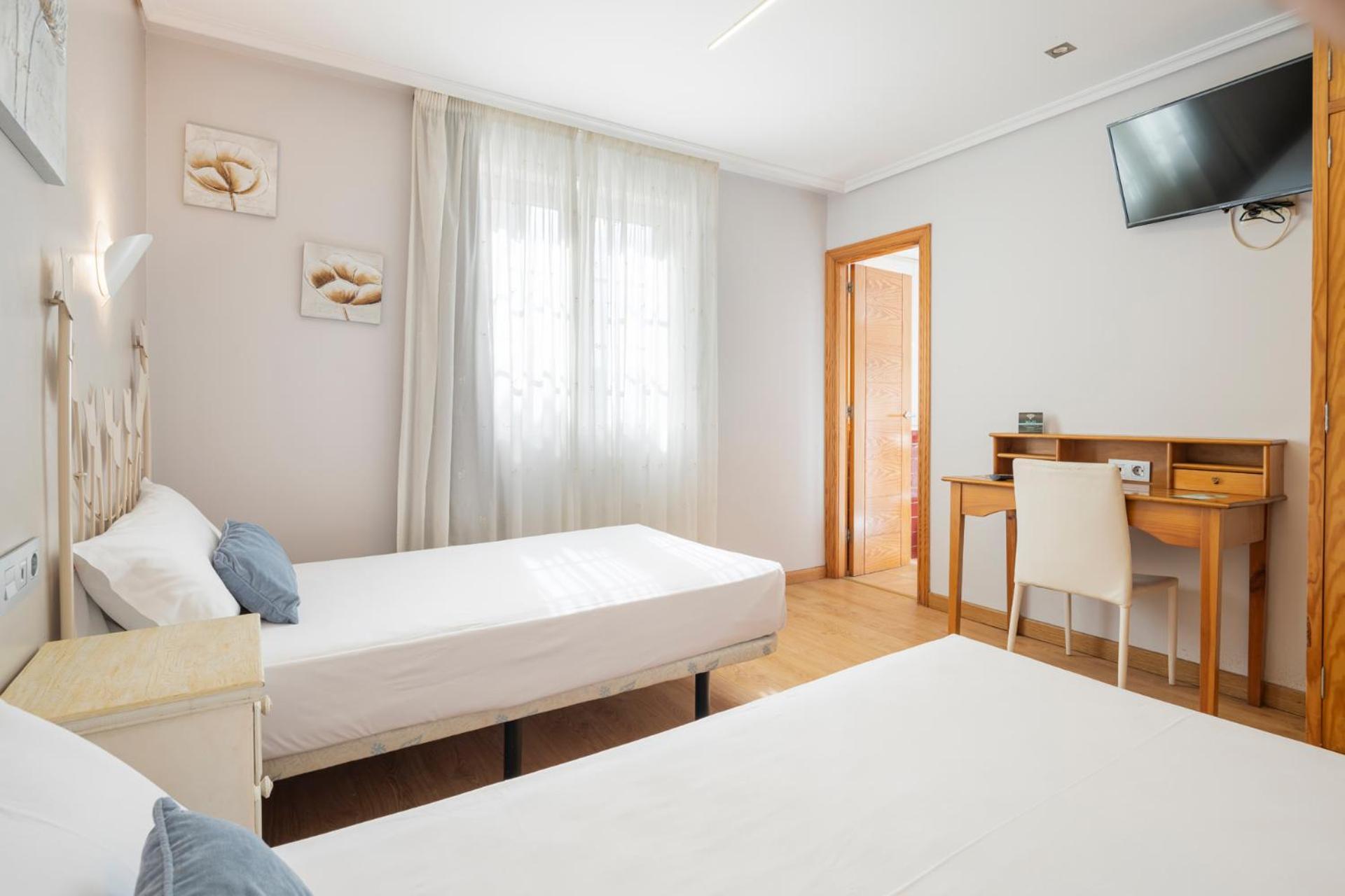 Hotel Alda Puerta Del Sol Віго Екстер'єр фото