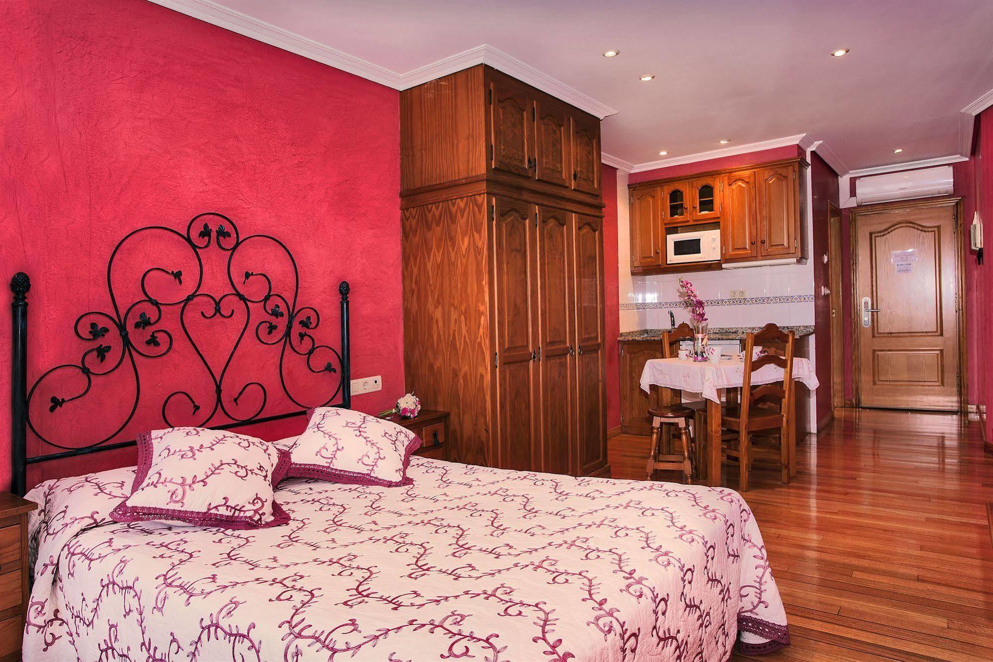 Hotel Alda Puerta Del Sol Віго Екстер'єр фото